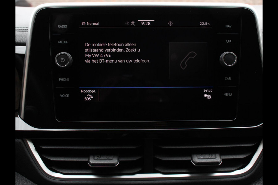 Volkswagen T-Roc 1.0 TSI R-Line Business Airco Navi Carplay PDC VA Massage Full LED Adaptive Cruise Control Ambiente verlichting