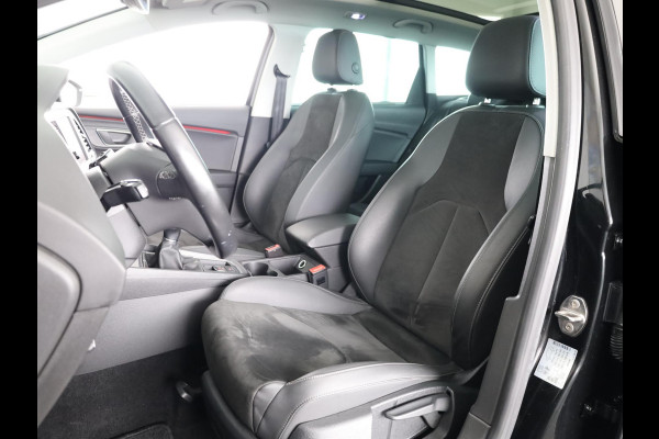 Seat León ST 1.4 EcoTSI Xcellence 150pk | Panoramadak | Full Led koplampen | 17 inch lichtmetalen velgen | Navigatie