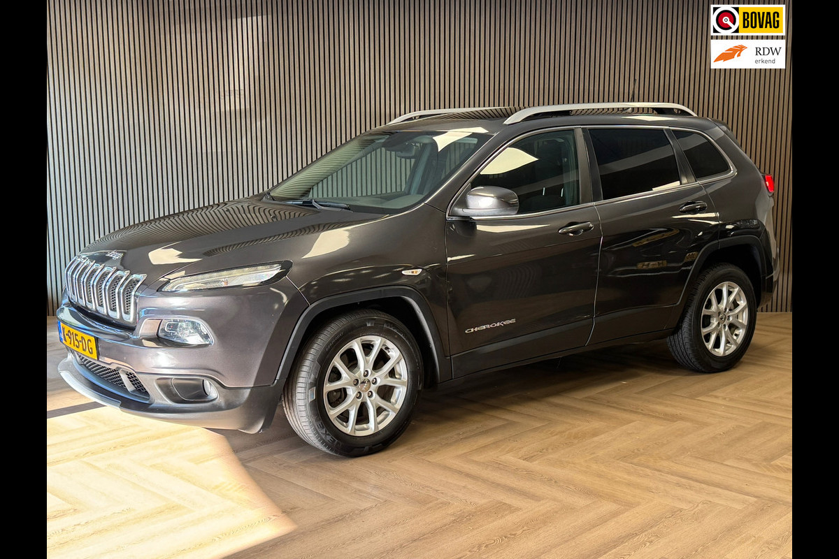 Jeep Cherokee Latitude AUT PANORAMADAK AIRCO CAMERA BLUETOOTH CRUISE CONTROL Jeep Cherokee Latitude AUT PANORAMADAK AIRCO CAMERA BLUETOOTH CRUISE CONTROL