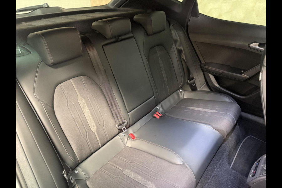 CUPRA Formentor 2.0 TSI 4DRIVE | Pano | Trekhaak | Camera | Keyless | DAB | Carplay