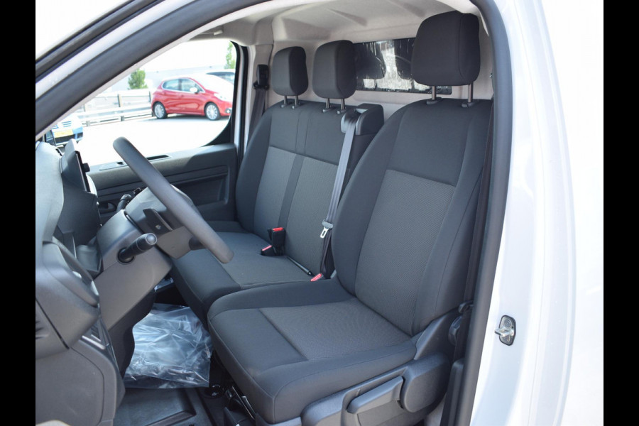 Peugeot e-Expert EV L2 75 kWh | 8 jaar garantie | Apple Carplay | parkeersensoren + camera | navigatie | rijklaarprijs Peugeot e-Expert EV L2 75 kWh | 8 jaar garantie | Apple Carplay | parkeersensoren + camera | navigatie | rijklaarprijs