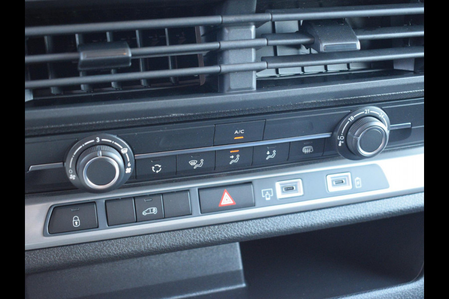 Peugeot e-Expert EV L2 75 kWh | 8 jaar garantie | Apple Carplay | parkeersensoren + camera | navigatie | rijklaarprijs Peugeot e-Expert EV L2 75 kWh | 8 jaar garantie | Apple Carplay | parkeersensoren + camera | navigatie | rijklaarprijs