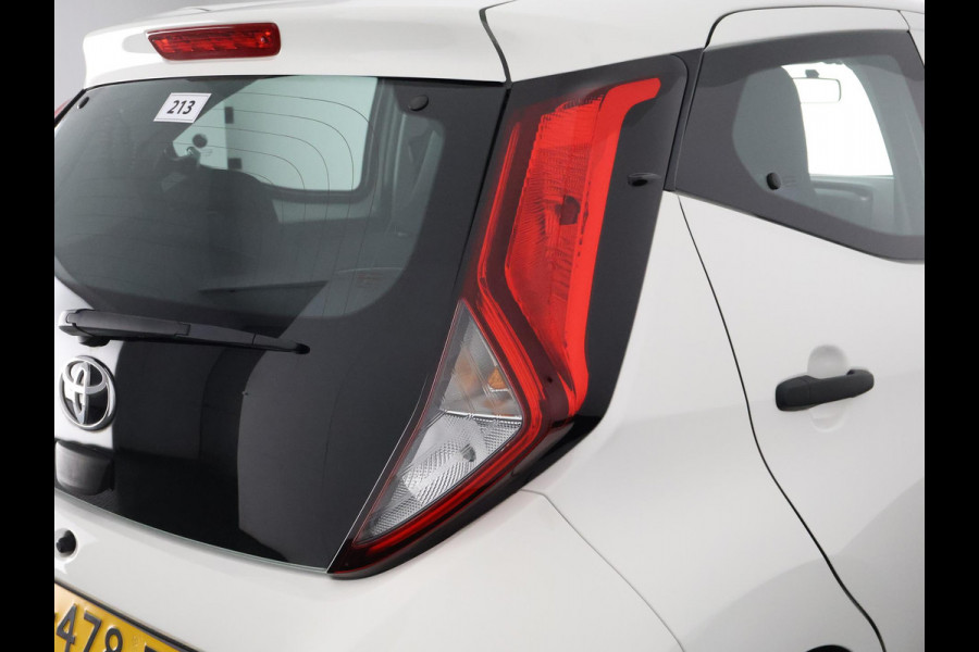 Toyota Aygo 1.0 VVT-i X FUN.AIRCO 1e EIG.GARANTIE TOT 10-2031 VOLLEDIG OH. AUDIO. SPEED LIMITER.