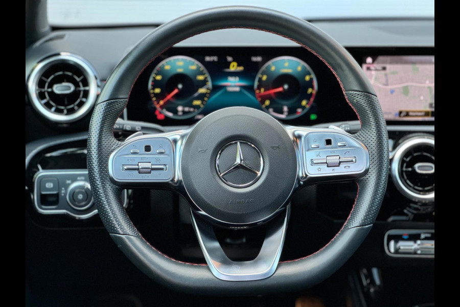 Mercedes-Benz A-Klasse 180 Business Solution AMG Pano/Camera