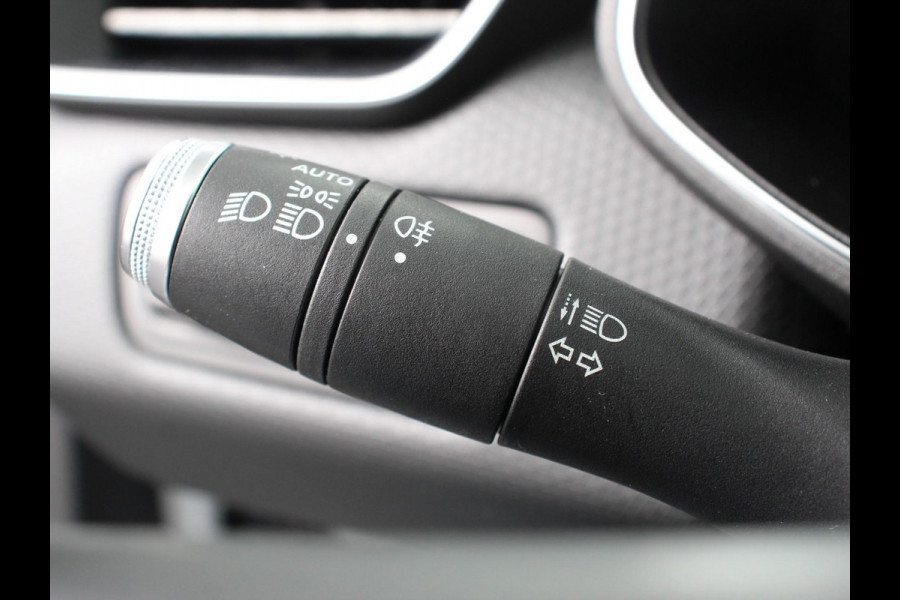 Renault Clio 1.0 TCe Bi-Fuel Zen | Airco | Cruise control | LED | Parkeersensoren achter | Navigatie | Apple Carplay/ Android Auto