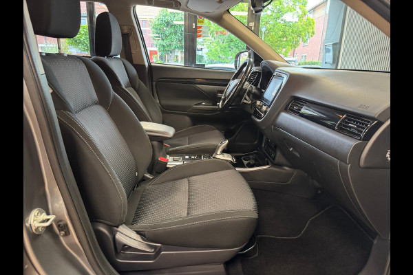 Mitsubishi Outlander 2.4 PHEV Intense 4WD CAMERA CRUISE CONTROL STOELVERWARMING