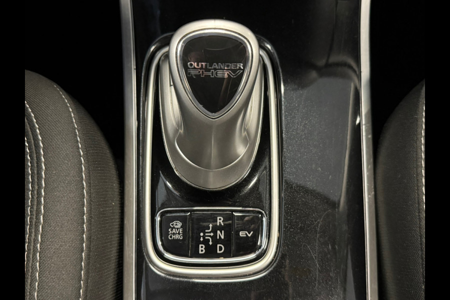 Mitsubishi Outlander 2.4 PHEV Intense 4WD CAMERA CRUISE CONTROL STOELVERWARMING