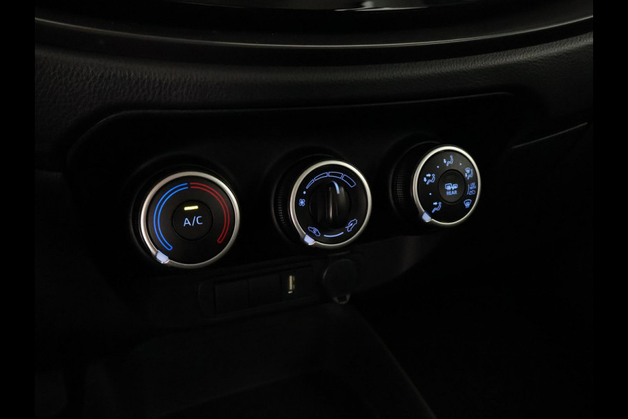 Toyota Aygo X 1.0 VVT-i Play CARPLAY NAVI GARANTIE TOT 10-2033! . ADAPTIEVE CRUISE CONTROL . ACHTERUITRIJCAMERA .