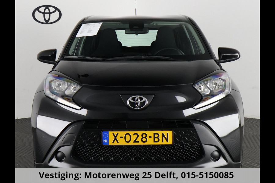 Toyota Aygo X 1.0 VVT-i Play CARPLAY NAVI GARANTIE TOT 10-2033! . ADAPTIEVE CRUISE CONTROL . ACHTERUITRIJCAMERA .