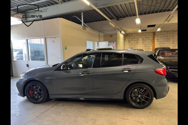 BMW 1-serie M135i xDrive Business Edition Plus PANO | ACC | LANEASSIST | BLINDSPOT | BOMVOL!