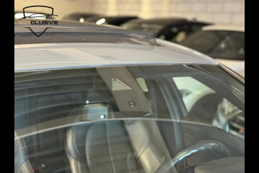 BMW 1-serie M135i xDrive Business Edition Plus PANO | ACC | LANEASSIST | BLINDSPOT | BOMVOL!