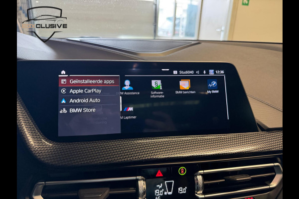 BMW 1-serie M135i xDrive Business Edition Plus PANO | ACC | LANEASSIST | BLINDSPOT | BOMVOL!