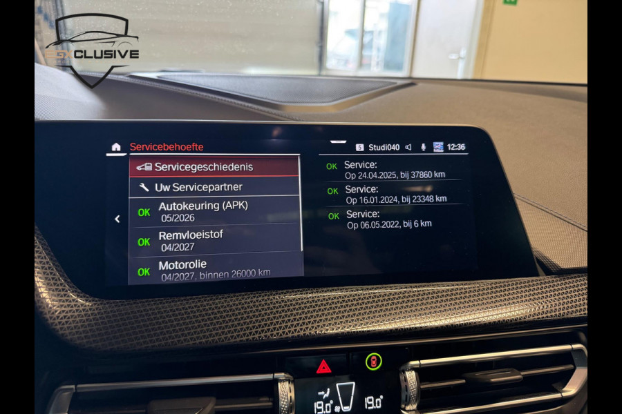 BMW 1-serie M135i xDrive Business Edition Plus PANO | ACC | LANEASSIST | BLINDSPOT | BOMVOL!