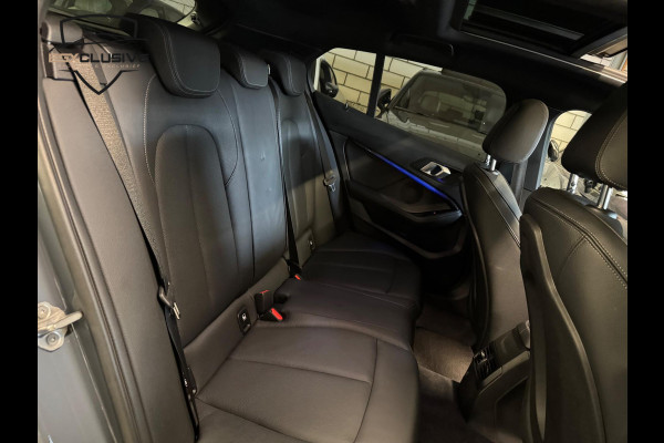 BMW 1-serie M135i xDrive Business Edition Plus PANO | ACC | LANEASSIST | BLINDSPOT | BOMVOL!
