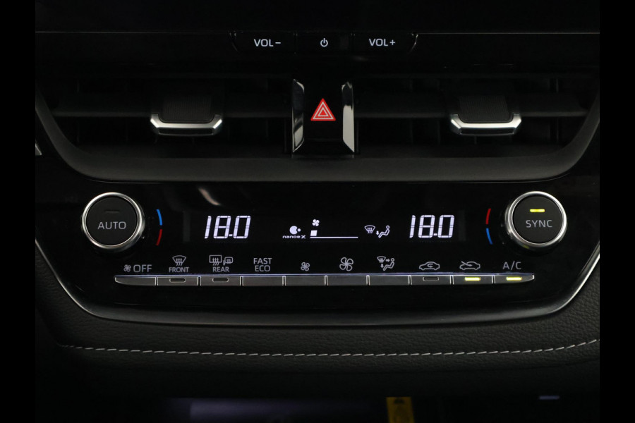 Toyota Corolla High Power Hybrid 200 Dynamic | Dodehoek detectie | Stoel-/Stuurverwarming | Parkeersensoren | Apple Carplay & AndroidAUTO