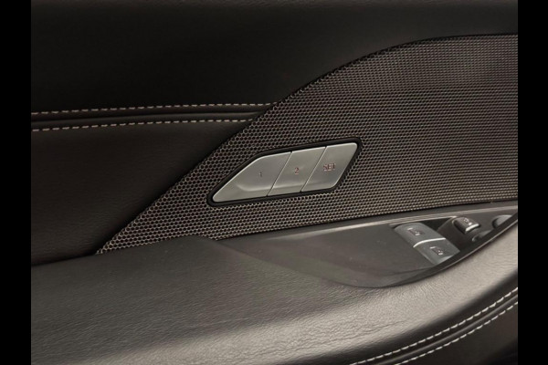 BMW 4 Serie Coupé M4 Competition NAP|MILTEK|Schuifdak|Carbon|Laser|