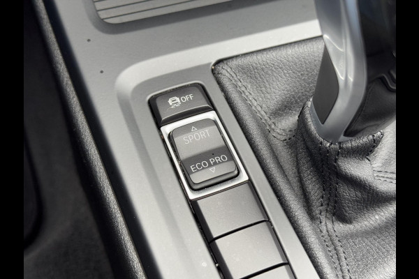 BMW X1 sDrive18i Executive Edition 2e Eigenaar,Navi,Clima,Cruise,PDC,Trekhaak,Head Up Display,Weinig KM,Dealer Onderhouden,N.A.P,Nieuwe Apk bij Aflevering