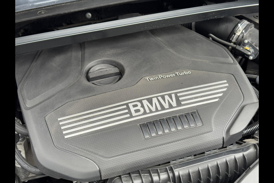 BMW X1 sDrive18i Executive Edition 2e Eigenaar,Navi,Clima,Cruise,PDC,Trekhaak,Head Up Display,Weinig KM,Dealer Onderhouden,N.A.P,Nieuwe Apk bij Aflevering