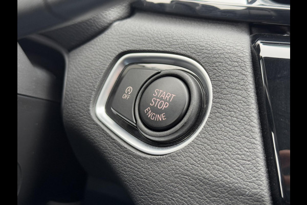 BMW X1 sDrive18i Executive Edition 2e Eigenaar,Navi,Clima,Cruise,PDC,Trekhaak,Head Up Display,Weinig KM,Dealer Onderhouden,N.A.P,Nieuwe Apk bij Aflevering