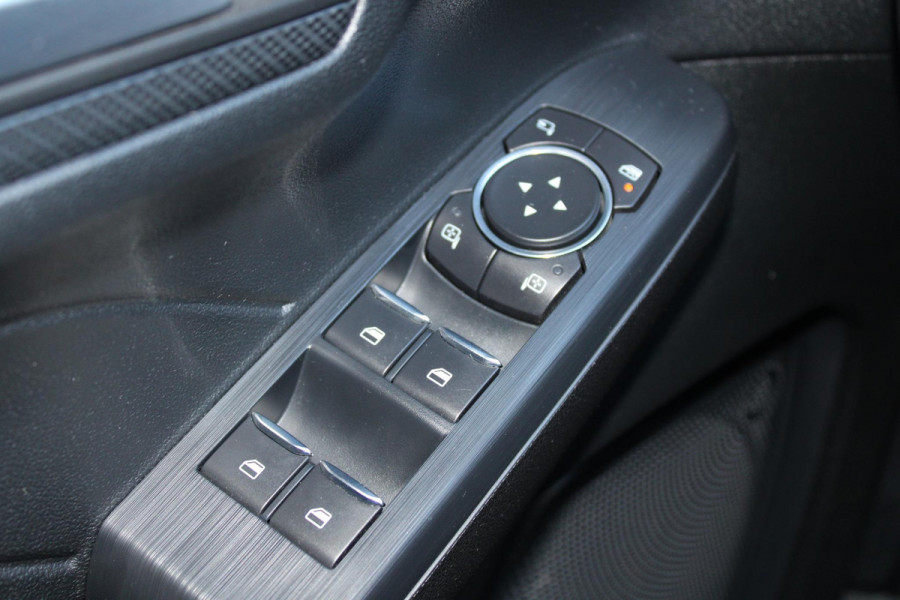 Ford Kuga 2.5 PHEV ST-Line | Panoramadak | Winter Pack | Adaptive cruise control | Dodehoeksensoren | Head up Display | Adaptive LED | 1.500 kg geremd trekgewicht
