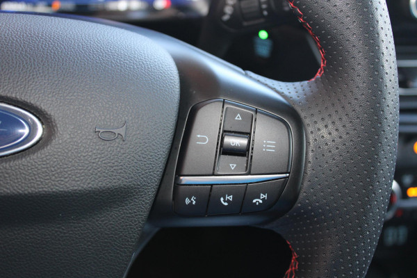 Ford Kuga 2.5 PHEV ST-Line | Panoramadak | Winter Pack | Adaptive cruise control | Dodehoeksensoren | Head up Display | Adaptive LED | 1.500 kg geremd trekgewicht
