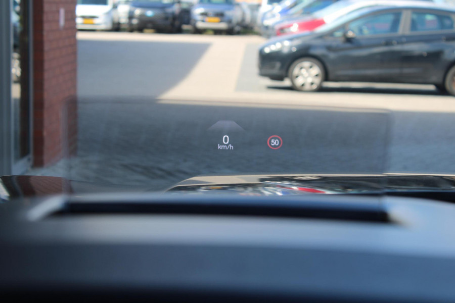 Ford Kuga 2.5 PHEV ST-Line | Panoramadak | Winter Pack | Adaptive cruise control | Dodehoeksensoren | Head up Display | Adaptive LED | 1.500 kg geremd trekgewicht