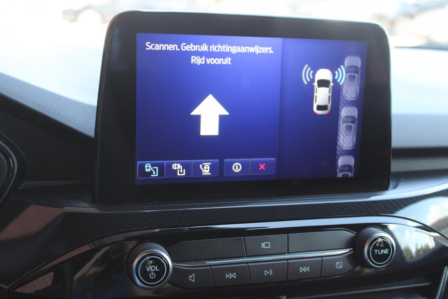 Ford Kuga 2.5 PHEV ST-Line | Panoramadak | Winter Pack | Adaptive cruise control | Dodehoeksensoren | Head up Display | Adaptive LED | 1.500 kg geremd trekgewicht