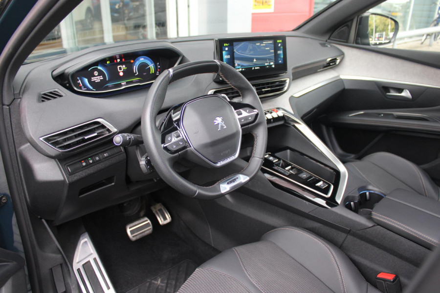 Peugeot 3008 1.6 HYbrid4 300PK GT 4WD | PANORAMISCH SCHUIF/KANTEL DAK | 19" LICHTMETALEN VELGEN "BLACK PACK" | DODEHOEK DETECTIE | NAVIGATIE | APPLE CARPLAY/ANDROID AUTO | ADAPTIVE CRUISE CONTROL | ACHTERUITRIJ CAMERA | PARKEERSENSOREN VOOR EN ACHTER | FULL LED KOPLAMPEN | CLIMATE CONTROL | DAB+ RADIO |
