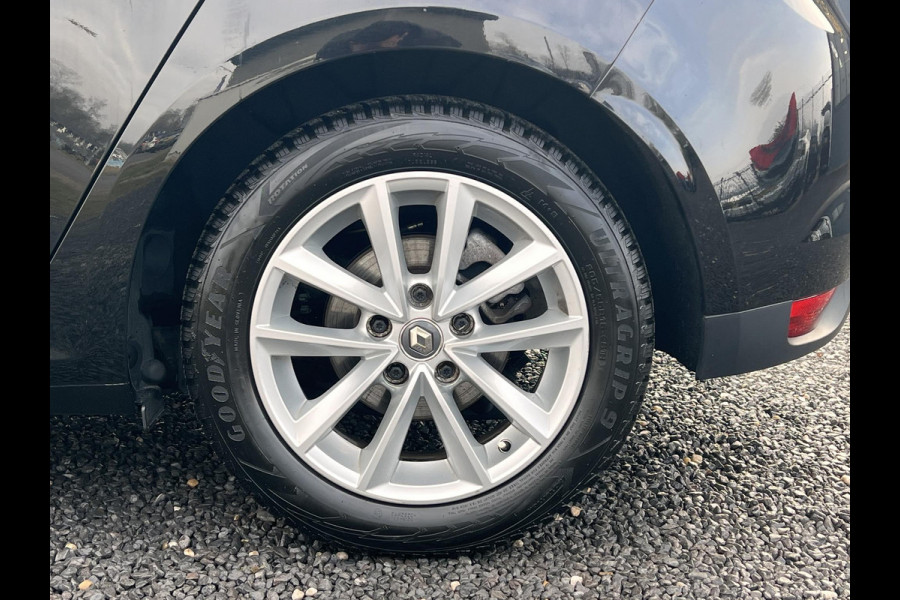 Renault Mégane 1.5 dCi Eco2 Limited Navi,Clima,Cruise,PDC V+A,Lmv,6 Bak,Dealer Onderhouden,N.A.P,Weinig Km,110Pk,Nieuwe Apk bij Aflevering