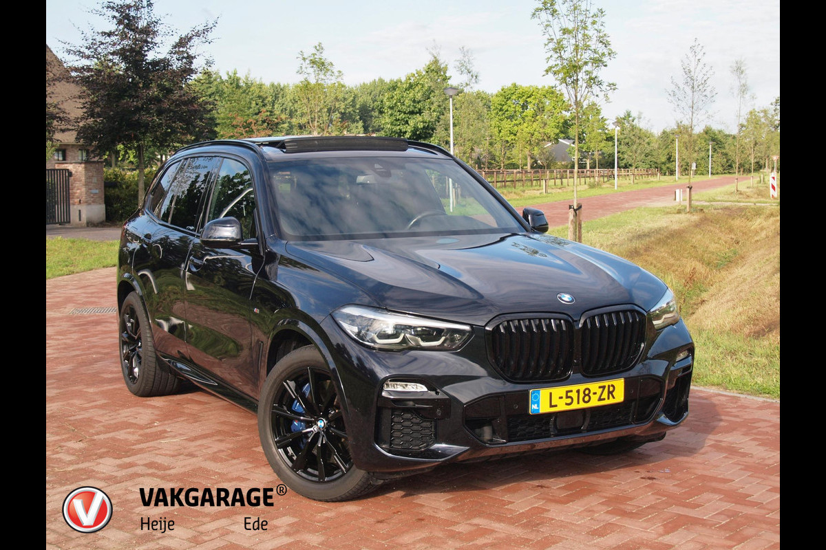 BMW X5 xDrive45e High Executive | M-Pakket | Glazen Panorama-dak | Camera | NL-Auto |