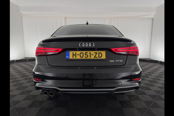 Audi A3 Limousine 35 TFSI CoD Advance Sport S-Line-Sportpack (INCL-BTW) Aut.*DIGI-COCKPIT | LEATHER-FABRIC | FULL-LED | HEATED-SPORTSEATS | AUDI-SOUND | DAB+ | NAVI-FULLMAP | ECC | PRIVACY-GLASS | PDC | CRUISE | 18''ALU*