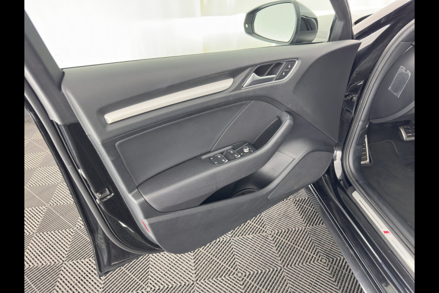 Audi A3 Limousine 35 TFSI CoD Advance Sport S-Line-Sportpack (INCL-BTW) Aut.*DIGI-COCKPIT | LEATHER-FABRIC | FULL-LED | HEATED-SPORTSEATS | AUDI-SOUND | DAB+ | NAVI-FULLMAP | ECC | PRIVACY-GLASS | PDC | CRUISE | 18''ALU*