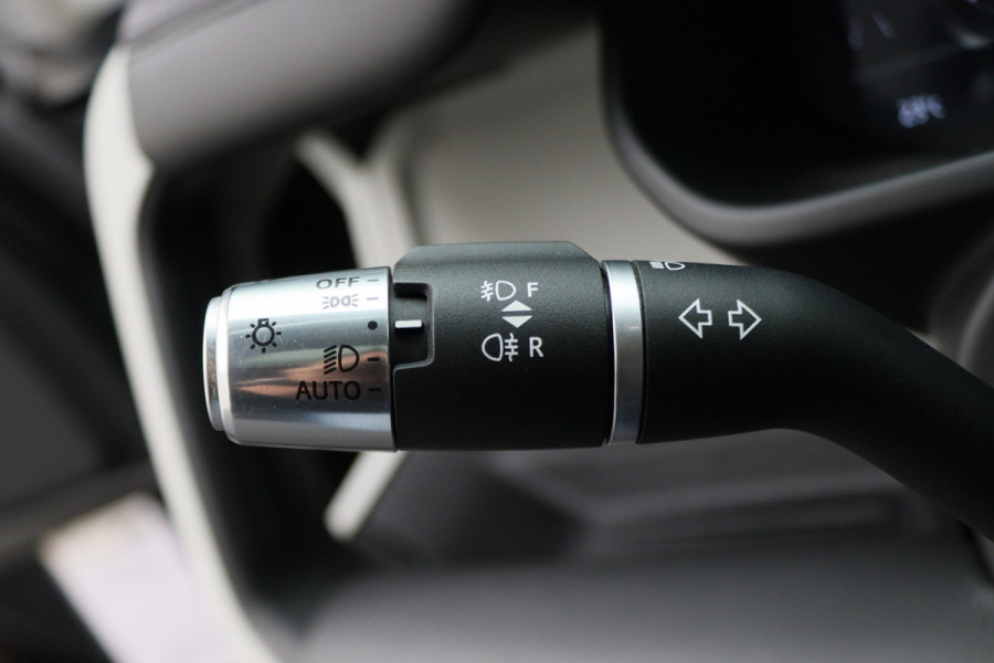 Land Rover Defender 2.0 D240 110 HSE Leer, 360° Camera, Panoramadak, Luchtvering, Meridian Audio, Trekhaak