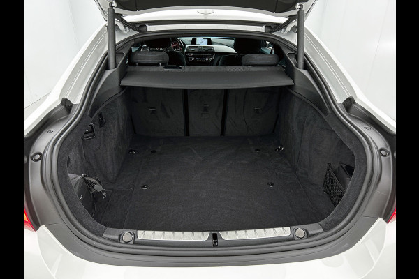 BMW 4 Serie Gran Coupé 420i M-sport Corporate Lease (NL-auto, Trekhaak, Navi, Cruise Con, Climate con, etc)