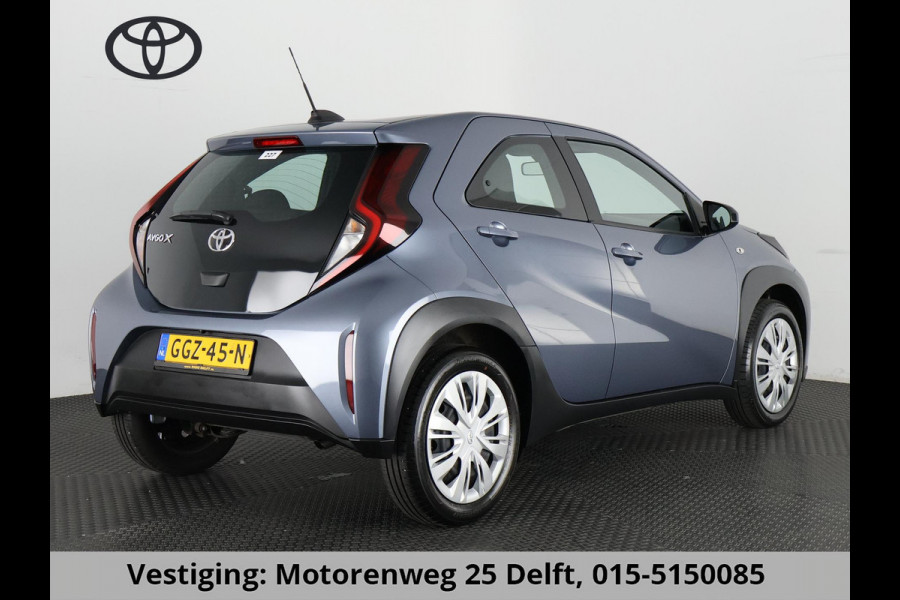Toyota Aygo X 1.0 VVT-i MT PLAY CARPLAY NAVI GARANTIE 8-2034! AIRCO. 13.000 KM. ADAPTIEVE CRUISE.1e EIG.ALS NIEUW !