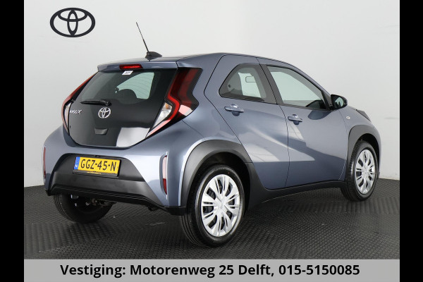 Toyota Aygo X 1.0 VVT-i MT PLAY CARPLAY NAVI GARANTIE 8-2034! AIRCO. 13.000 KM. ADAPTIEVE CRUISE.1e EIG.ALS NIEUW !