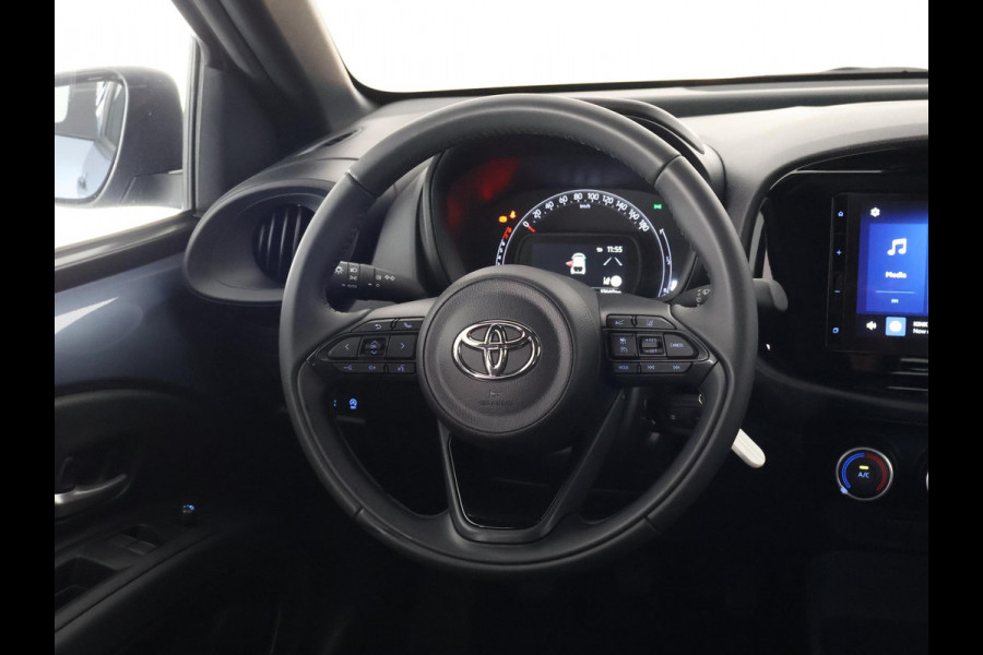 Toyota Aygo X 1.0 VVT-i MT PLAY CARPLAY NAVI GARANTIE 8-2034! AIRCO. 13.000 KM. ADAPTIEVE CRUISE.1e EIG.ALS NIEUW !