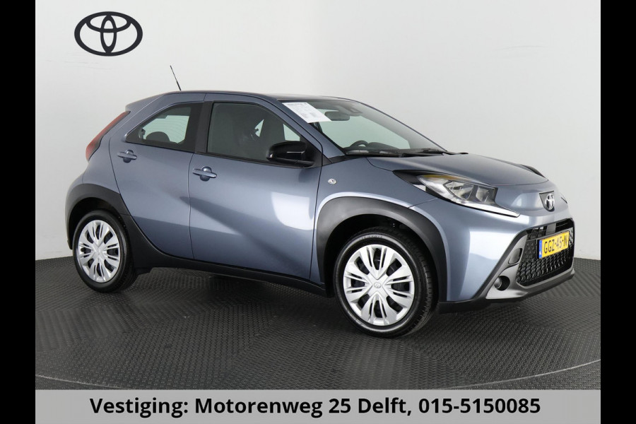 Toyota Aygo X 1.0 VVT-i MT PLAY CARPLAY NAVI GARANTIE 8-2034! AIRCO. 13.000 KM. ADAPTIEVE CRUISE.1e EIG.ALS NIEUW !