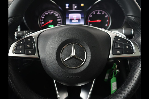 Mercedes-Benz GLC 250 4Matic AMG Night | Panoramadak | Adaptive cruise | 360 Camera | Leder/Alcantara | Stoelverwarming | Navigatie | Full LED | Park Assist