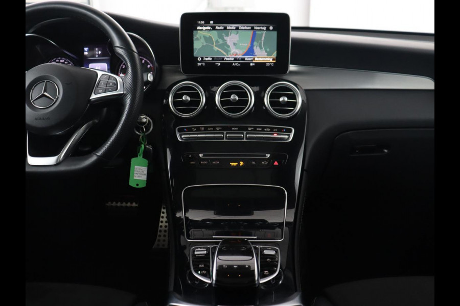 Mercedes-Benz GLC 250 4Matic AMG Night | Panoramadak | Adaptive cruise | 360 Camera | Leder/Alcantara | Stoelverwarming | Navigatie | Full LED | Park Assist