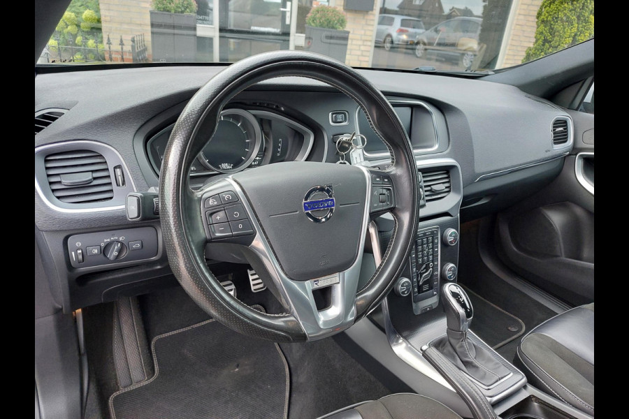 Volvo V40 2.0 D2 R-Design | Trekhaak | Leder | LED | All-in prijs