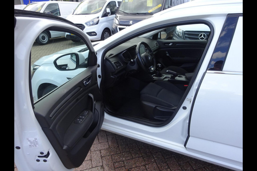 Renault Mégane VAN 1.5 DCI 116 PK AIRCO NAVI Laadruimte inrichting.