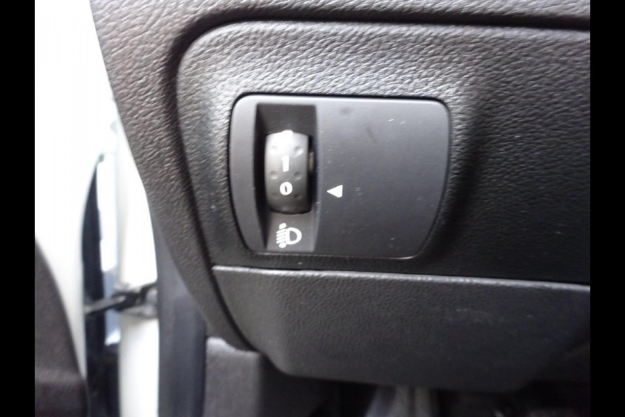Renault Mégane VAN 1.5 DCI 116 PK AIRCO NAVI Laadruimte inrichting.