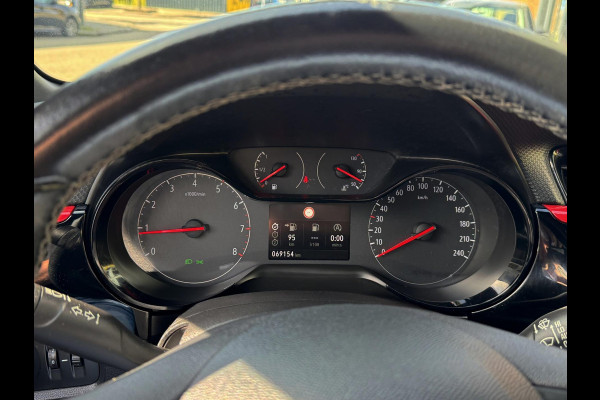 Opel Corsa 1.2 GS Line - Apple CarPlay I Airco I PDC/Achteruitrij camera I Sport interieur & Velgen I Dealer onderhouden
