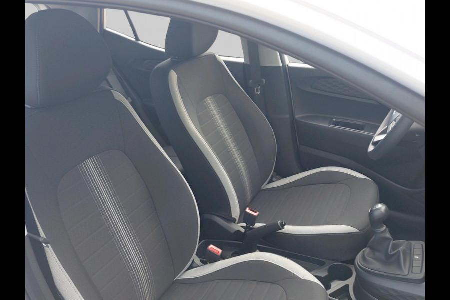 Hyundai i10 1.0 Comfort VAN: €22.125 VOOR: €18.625 .