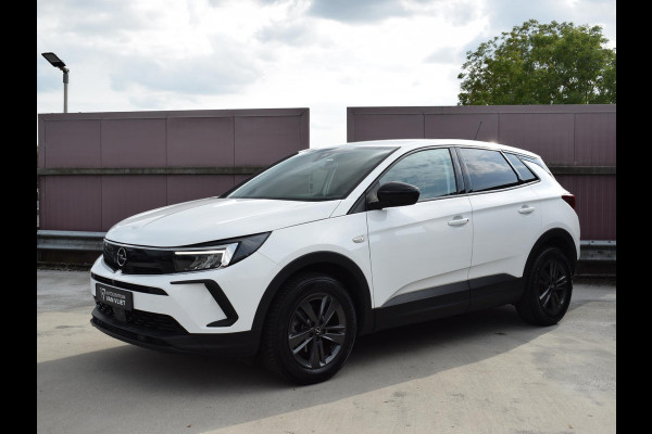 Opel Grandland 1.2 Turbo Level 2 130 PK | AUTOMAAT | ACHTERUITRIJCAMERA | CARPLAY | WINTERPAKKET | ALL SEASON BANDEN | 25.048 KM