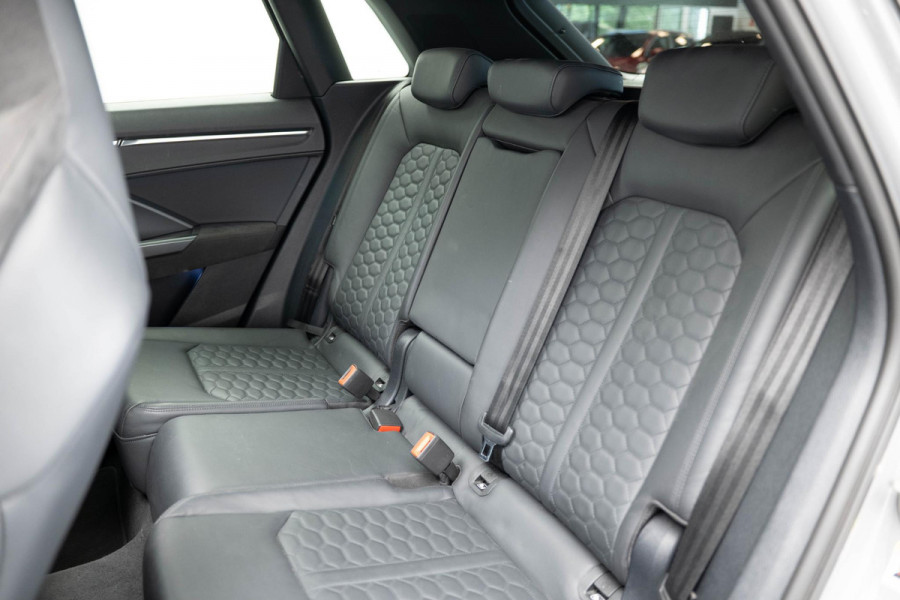 Audi RSQ3 TFSI quattro |Pano|B&O|Dodehoek|Camera|Ambient|Elek. stoelen|