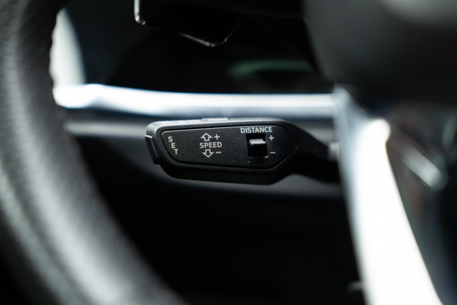 Audi RSQ3 TFSI quattro |Pano|B&O|Dodehoek|Camera|Ambient|Elek. stoelen|