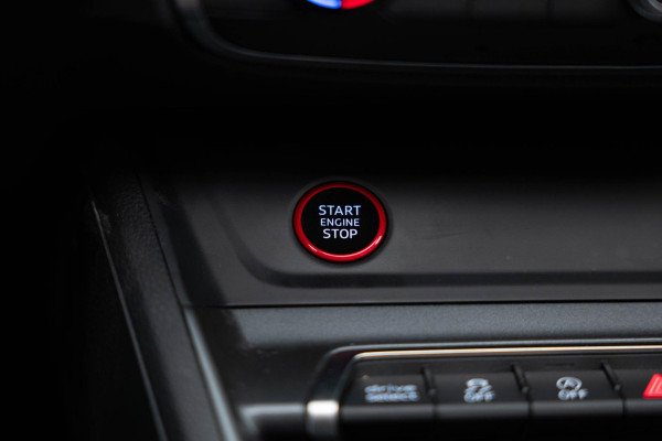 Audi RSQ3 TFSI quattro |Pano|B&O|Dodehoek|Camera|Ambient|Elek. stoelen|