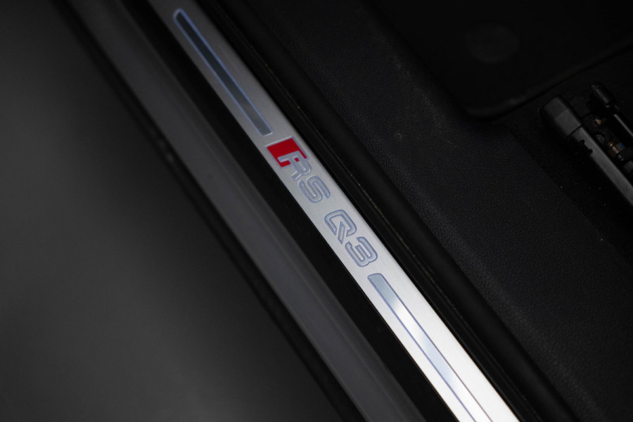 Audi RSQ3 TFSI quattro |Pano|B&O|Dodehoek|Camera|Ambient|Elek. stoelen|